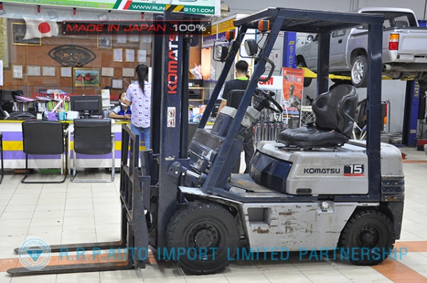 ขายรถโฟล์คลิฟท์มือสอง KOMATSU รุ่น FD15D-15-311202 นำเข้าจากประเทศญี่ปุ่น 100\% ไม่เคยใช้งานในไทย