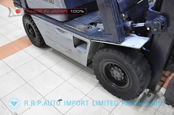 ขายรถโฟล์คลิฟท์มือสอง KOMATSU รุ่น FD15D-15-311202 นำเข้าจากประเทศญี่ปุ่น 100\% ไม่เคยใช้งานในไทย