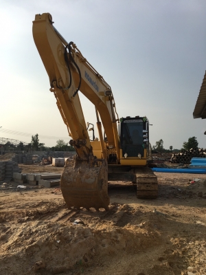 ขายด่วน!! Komatsu PC200-8 สภาพสวยค่ะ ขายด่วน!! Komatsu PC200-8 สภาพสวยค่ะ