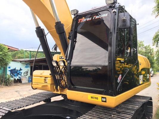 ขายด่วน!! Cat 320D Spec  japan สภาพสวยค่ะ