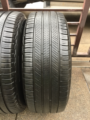 ยาง Michelin 265 65 17 ปลายปี16 ดอกเต็ม ไม่มีปะ ใช้ยาว ราคาไม่แพง ยาง Michelin 265 65 17 ปลายปี16 ดอกเต็ม ไม่มีปะ ใช้ยาว ราคาไม่แพง