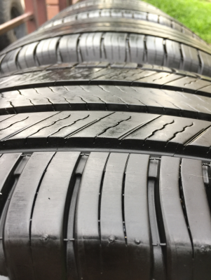 ยาง Michelin 265 65 17 ปลายปี16 ดอกเต็ม ไม่มีปะ ใช้ยาว ราคาไม่แพง ยาง Michelin 265 65 17 ปลายปี16 ดอกเต็ม ไม่มีปะ ใช้ยาว ราคาไม่แพง