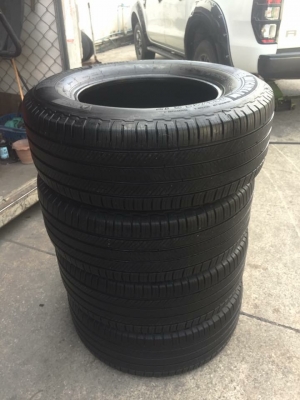 ยาง Michelin 265 65 17 ปลายปี16 ดอกเต็ม ไม่มีปะ ใช้ยาว ราคาไม่แพง ยาง Michelin 265 65 17 ปลายปี16 ดอกเต็ม ไม่มีปะ ใช้ยาว ราคาไม่แพง