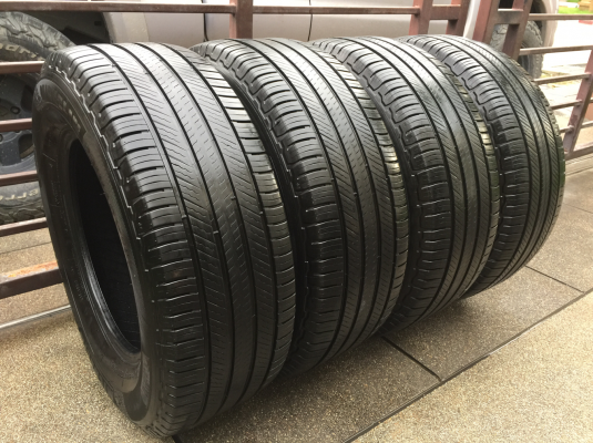 ยาง Michelin 265 65 17 ปลายปี16 ดอกเต็ม ไม่มีปะ ใช้ยาว ราคาไม่แพง
