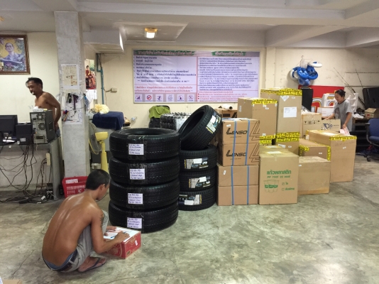 ยาง Bridgestone 265 65 17 ปลายปี16 ดอกเต็ม ใช้ยาว ราคาไม่แพง ยาง Bridgestone 265 65 17 ปลายปี16 ดอกเต็ม ใช้ยาว ราคาไม่แพง