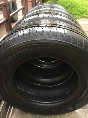 ยาง Bridgestone 265 65 17 ปลายปี16 ดอกเต็ม ใช้ยาว ราคาไม่แพง ยาง Bridgestone 265 65 17 ปลายปี16 ดอกเต็ม ใช้ยาว ราคาไม่แพง