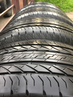 ยาง Bridgestone 265 65 17 ปลายปี16 ดอกเต็ม ใช้ยาว ราคาไม่แพง ยาง Bridgestone 265 65 17 ปลายปี16 ดอกเต็ม ใช้ยาว ราคาไม่แพง