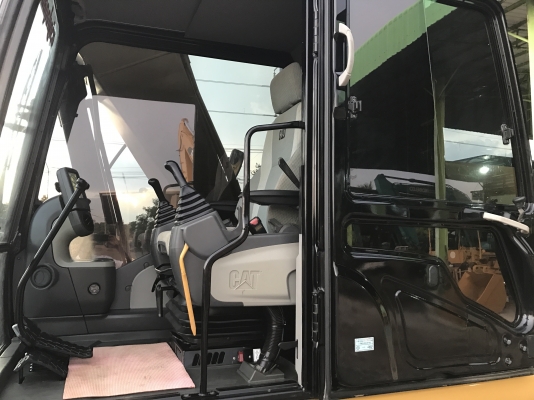 ขาย CAT320D สวยใส 4000 ชั่วโมง รถสวยมากเดิมๆทั้งคัน งานเบาๆ สนใจติดต่อ 081-4283210 ไอดีไลน์ KOBELCO14