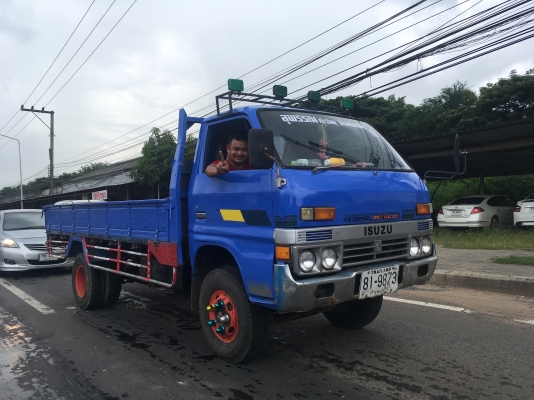 ขายรถหกล้อทะเบียนเต็มพร้อมใช 0854997911