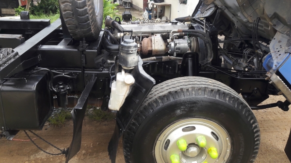 ขายNPRเครื่อง4HG1-130 โบว์ปี48 เครื่องดี คัชชีสวยสด แอร์ เพาเวอร์ สามมิตร  รถสวยเดิมๆ ทะเบียนเต็ม เล่มพร้อม