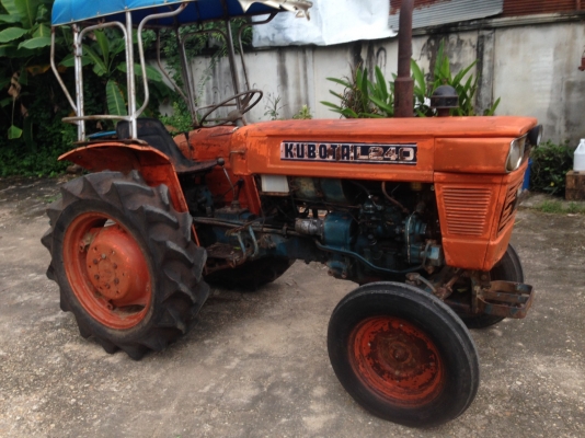 ขายรถไถคูโบต้า 24 แรงม้า ขายรถไถคูโบต้า 24 แรงม้า