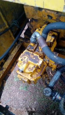 ขายแม็คโค60สภาพพร้อมใช้งานโซ่ดีลอนเล่อดีเครื่องดีปั้มดีเอวแน่นสนใจติดต่อ0641019335/0807346335ครับ