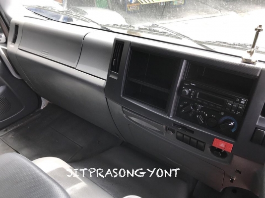 ขาย ISUZU DECA FTR 240 ปี 2556 ตู้ประตู 10 บานไม่มีเสากลาง ยาว 7.60 ม.