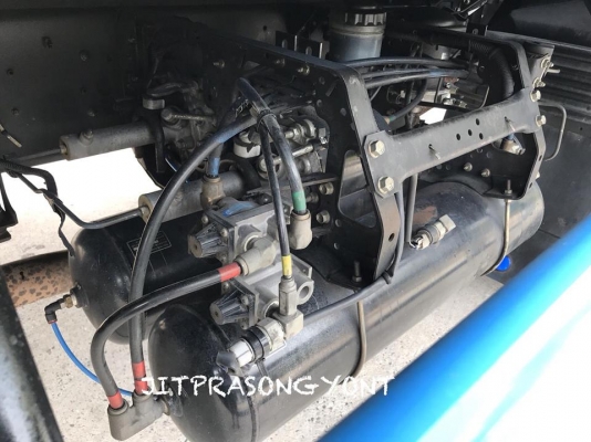 ขาย ISUZU DECA FTR 240 ปี 2556 ตู้ประตู 10 บานไม่มีเสากลาง ยาว 7.60 ม.