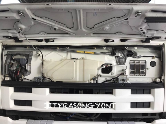 ขาย ISUZU DECA FTR 240 ปี 2556 ตู้ประตู 10 บานไม่มีเสากลาง ยาว 7.60 ม.