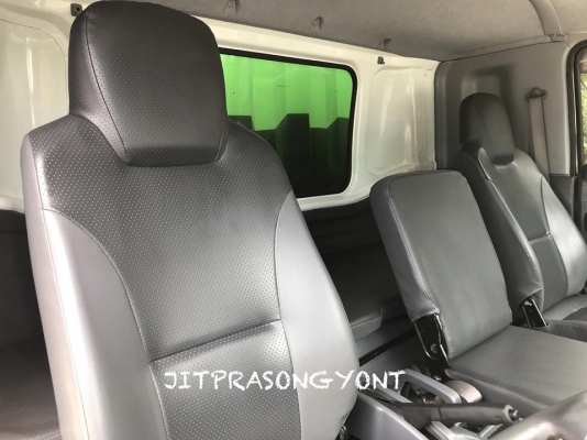 ขาย ISUZU DECA FTR 240 ปี 2556 ตู้ประตู 10 บานไม่มีเสากลาง ยาว 7.60 ม.