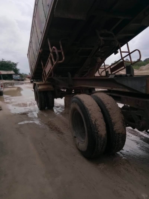 ขาย 1,500,000   HINO MEGA 260 แรง  ปี 48 แม่ดั้ม-ลูกดั้ม 2 คาน  หัวบาง ยางดี คัสชีสวย เอกสารเล่มทะเบียน รถอยู่ ศรีสะเกษ  090-772-3710 090-772-3708