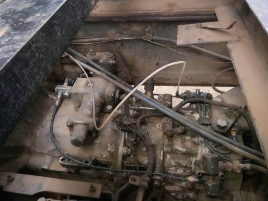 ขาย 1,500,000   HINO MEGA 260 แรง  ปี 48 แม่ดั้ม-ลูกดั้ม 2 คาน  หัวบาง ยางดี คัสชีสวย เอกสารเล่มทะเบียน รถอยู่ ศรีสะเกษ  090-772-3710 090-772-3708