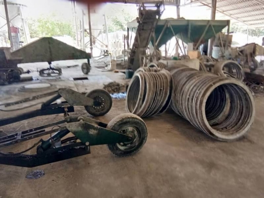 ขาย 1,850,000 เครื่องอัดท่อ 2 ชุด (ยี่ห้อไต้ก๋ง) เครื่อง อ๊ากเหล็กเส้น 1 ตัว ครบชุดพร้อมอัดท่อขายได้เลย แบบท่อมีให้ดังนี้ 0.30 จำนวน 150 0.40 จำนวน 140 0.60 จำนวน 140 0.80 จำนวน 120 1.00. จำนวน 80 1.20. จำนวน 40 สินค้า อยู่  ชลบุรี 090-772-3710 090-772-37