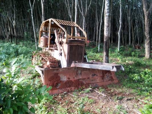 ขายรถแทรคเตอร์ KOMATSU D50A-15 ห้องเลี้ยวน้ำมัน ราคา 380000