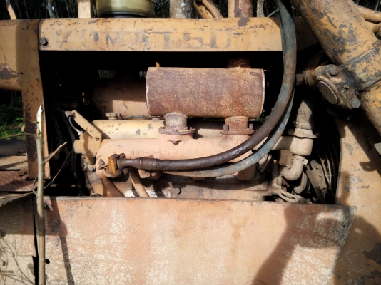 ขายรถแทรคเตอร์ KOMATSU D50A-15 ห้องเลี้ยวน้ำมัน ราคา 380000 ขายรถแทรคเตอร์ KOMATSU D50A-15 ห้องเลี้ยวน้ำมัน ราคา 380000