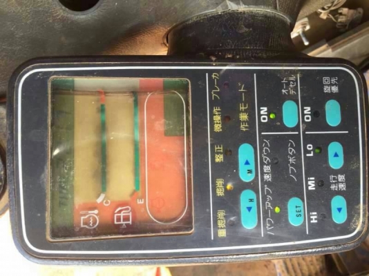 ขายรถแบคโฮ KOMATSU PC200-5 เอกสารเล่ม ระบบไฟตัด ราคา 450000