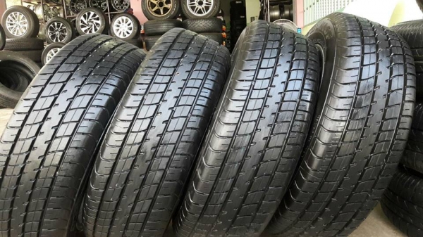 ขายล้อแม็กป้ายแดง toyota vios 15" พร้อมยางปี17 สนใจติดต่อร้าน ก.เจริญการยางครับ 081-3747940