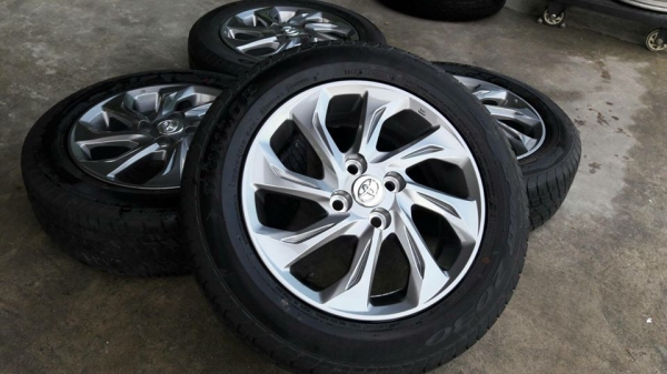 ขายล้อแม็กป้ายแดง toyota vios 15" พร้อมยางปี17 สนใจติดต่อร้าน ก.เจริญการยางครับ 081-3747940