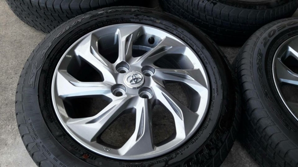 ขายล้อแม็กป้ายแดง toyota vios 15" พร้อมยางปี17 สนใจติดต่อร้าน ก.เจริญการยางครับ 081-3747940