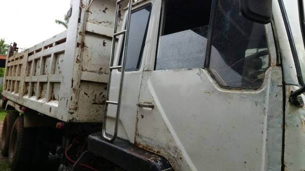 ขายด่วนสิบล้อ 2 เพลา