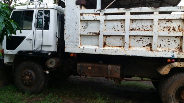 ขายด่วนสิบล้อ 2 เพลา