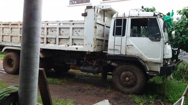 ขายด่วนสิบล้อ 2 เพลา