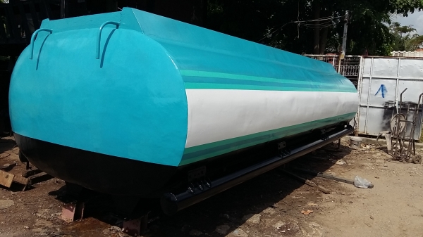 ขาย ถังน้ำมันติดรถ15000ลิตร สวย พร้อมใช้ค่ะ