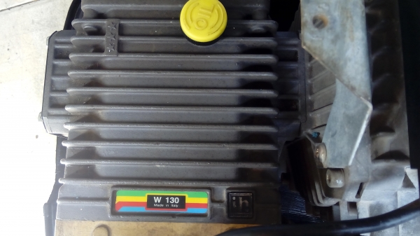 เครื่องอัดฉัดแรงสูง 130 bar made in itaryสภาพสวยพร้อมใช้งาน เครื่องอัดฉัดแรงสูง 130 bar made in itaryสภาพสวยพร้อมใช้งาน