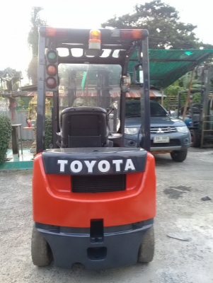 +++ ขายโฟล์คลิฟท์ TOYOTA 8FD15 ขนาด 1.5 ตัน เครื่องยนต์ดีเซล เสา 3 เมตร งาสไลด์ซ้าย + ขวา เกียร์ออโตเมติค ยางตันครับ (รถนอก 8,000 ชม. ครับ) +++ ขายโฟล์คลิฟท์ TOYOTA 8FD15 ขนาด 1.5 ตัน เครื่องยนต์ดีเซล เสา 3 เมตร งาสไลด์ซ้าย + ขวา เกียร์ออโตเมติค ยางตันครับ (รถนอก 8,000 ชม. ครับ)