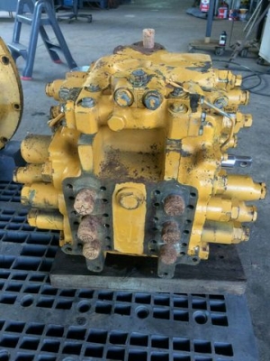 Komatsu control pump hyd pc300-5 Komatsu control pump hyd pc300-5