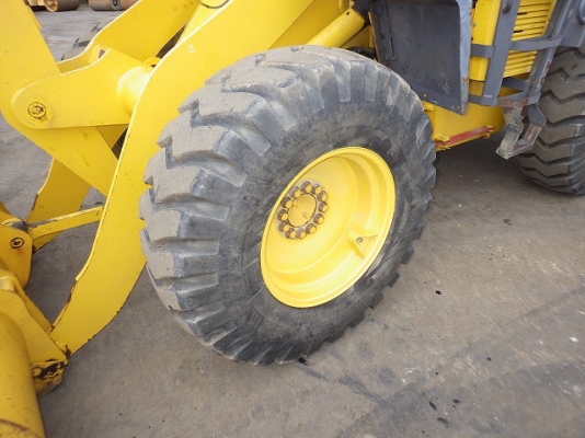 ขาย KOMATSU WA100-3E นำเข้าจากญี่ปุ่น โทร.090-986-2521 อ๊อบ