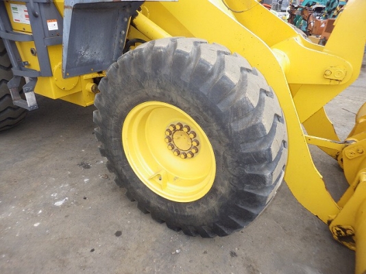 ขาย KOMATSU WA100-3E นำเข้าจากญี่ปุ่น โทร.090-986-2521 อ๊อบ
