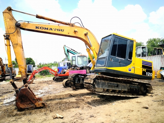 ขายครับPC120-3คอนโทรนสั้น สภาพพร้อมใข้งาน โทร.0851562314