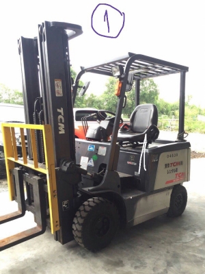 รถโฟร์คลิฟท์ไฟฟ้านั่งขับ TCM FB25-7
