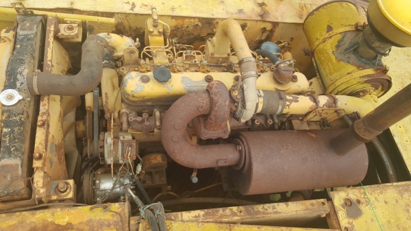 ขาย รถแบคโฮ KOMATSU PC200-3 เครื่องเดิม ปั้มดี ช่วงล่าง 70\% เอกสารใบซื้อขาย ราคาคุยกันได้ครับ