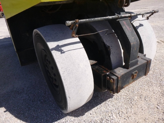 จำหน่าย รถบดถนน  1992 SAKAI TS650C 7 Wheel Roller