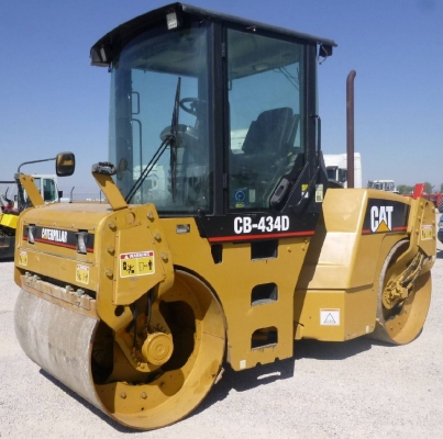 จำหน่าย รถบดถนน 2004 CATERPILLAR CB434D Tandem Vibratory Roller