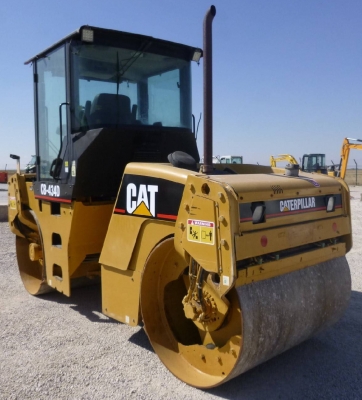 จำหน่าย รถบดถนน 2004 CATERPILLAR CB434D Tandem Vibratory Roller