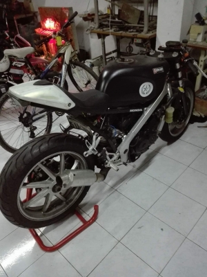 ขายVFR400 NC24 เล่มเขียว 35000 ขายVFR400 NC24 เล่มเขียว 35000