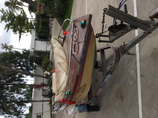 ขายเรือ14.5ฟุต เครื่องSuzuki 40 พวงมาลัยไฮโดรลิค พร้อมหลังคา ปั้มน้ำในเรือ ไฟรอบเรือ ขอบเรือไม้สัก ต