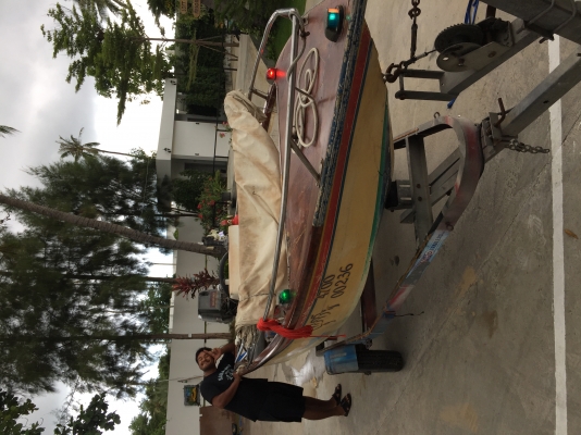 ขายเรือ14.5ฟุต เครื่องSuzuki 40 พวงมาลัยไฮโดรลิค พร้อมหลังคา ปั้มน้ำในเรือ ไฟรอบเรือ ขอบเรือไม้สัก ต