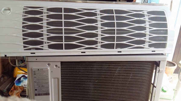 ขายแอร์ซัมซุง รุ่นสามเหลี่ยม ขนาด 12,252 btu ขายแอร์ซัมซุง รุ่นสามเหลี่ยม ขนาด 12,252 btu