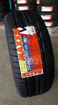 ยางใหม่ปี17 maxxis ma-707 215/70r16 สนใจติดต่อ ร้าน ก.เจริญการยางครับ 081-3747940