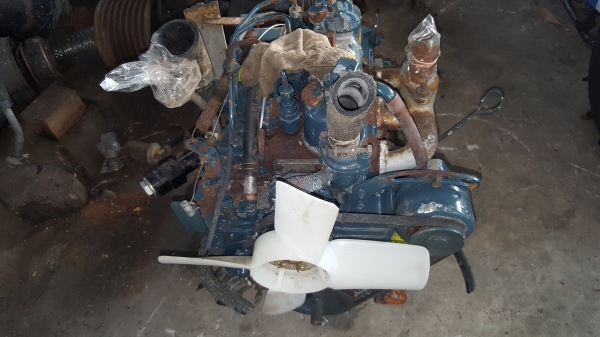 3 สูบ คูโบต้า D 927